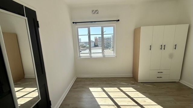 To Let 3 Bedroom Property for Rent in Zonnebloem Western Cape
